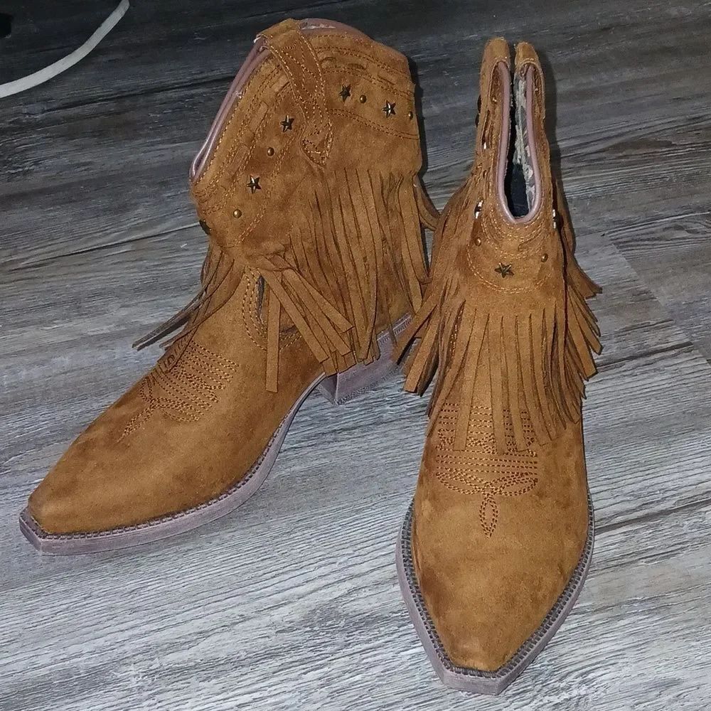 Dingo Cassidy fringed star studded western equestrian cowgirl boots  Sz 7  NEW